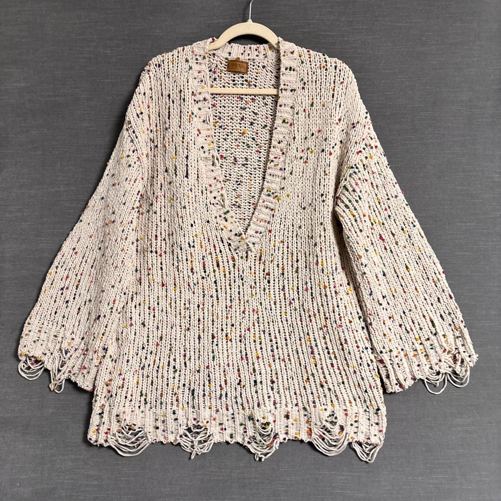 POL Sweater M Oversized Cream Confetti Distressed Fringe V Neck Boho Oversized
